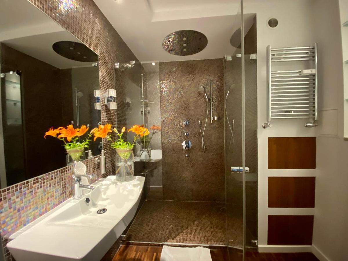ורוצלב Aravel Suites מראה חיצוני תמונה