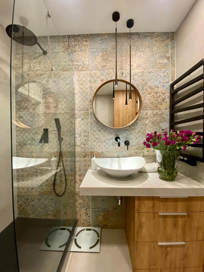 ורוצלב Aravel Suites מראה חיצוני תמונה