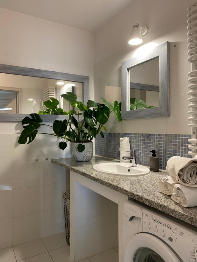 ורוצלב Aravel Suites מראה חיצוני תמונה