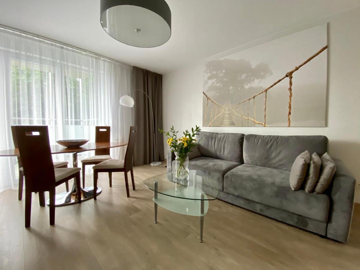 ורוצלב Aravel Suites מראה חיצוני תמונה